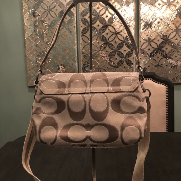 Coach Crossbody Bag - Picture 4 of 7